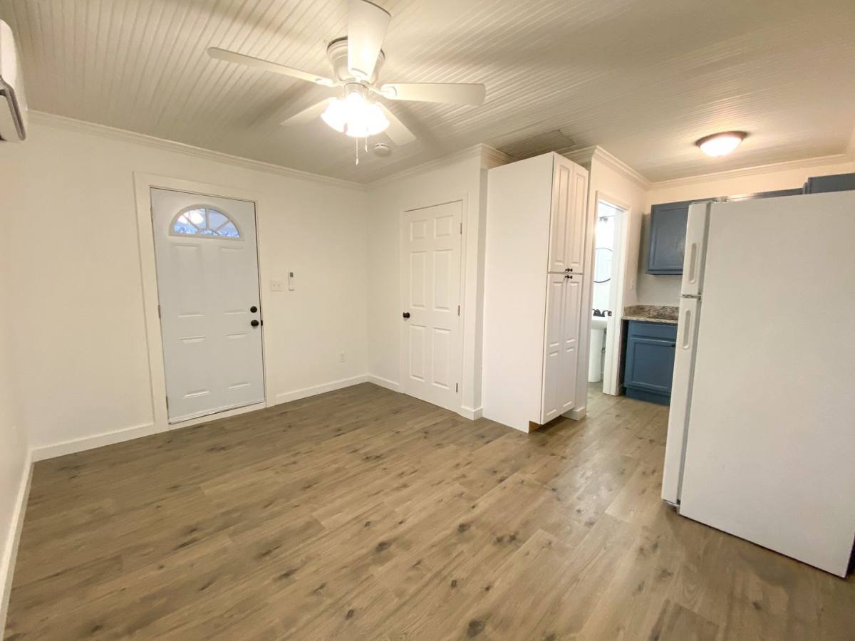 Apartment for rent at 1279 Carr Ave Backhouse, Memphis, TN 38104