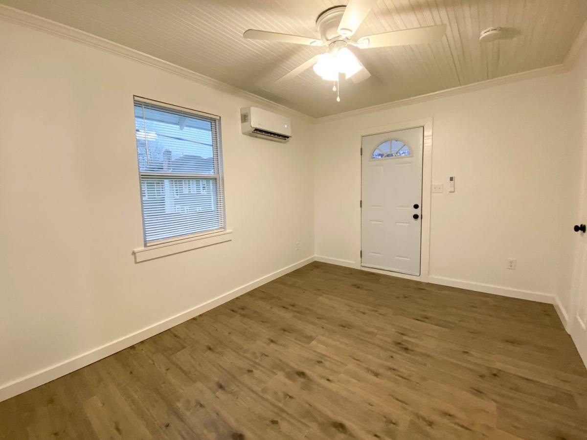 Apartment for rent at 1279 Carr Ave Backhouse, Memphis, TN 38104