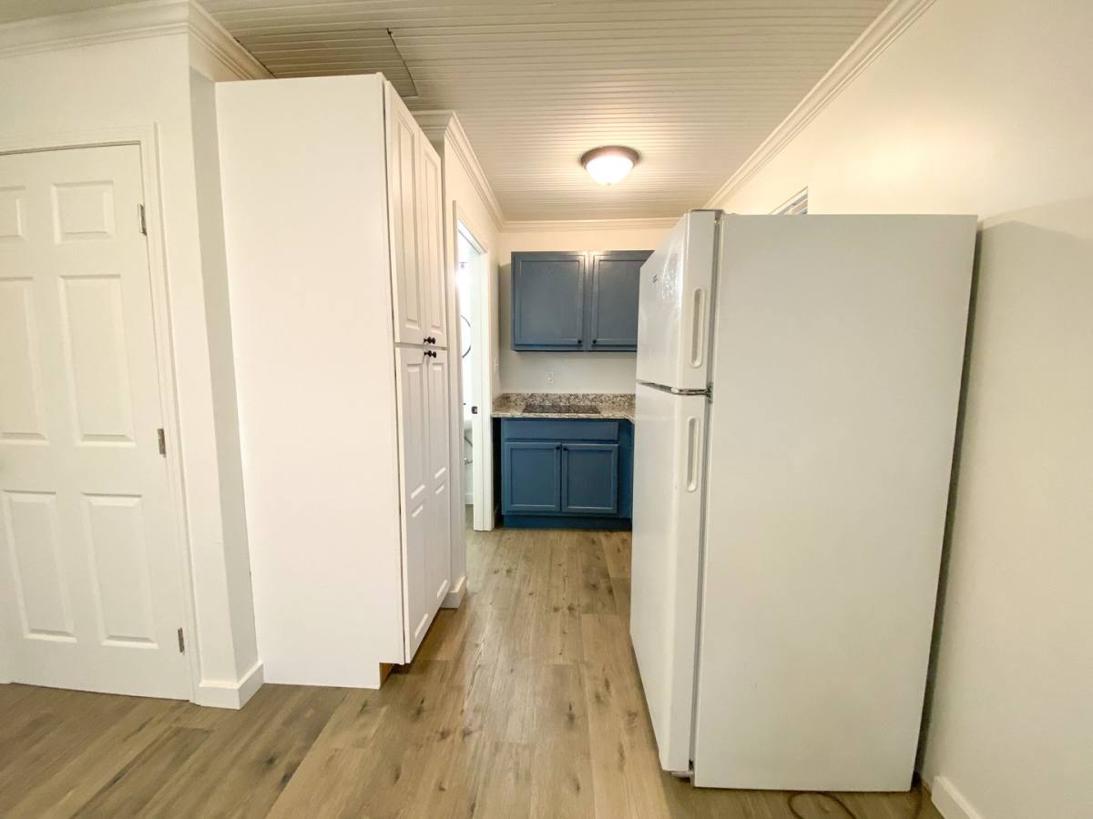 Apartment for rent at 1279 Carr Ave Backhouse, Memphis, TN 38104