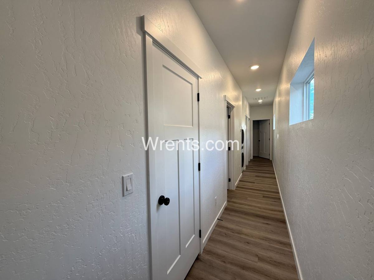 Townhouse for rent at 3710 E Liberty Ave, Spokane, WA 99217