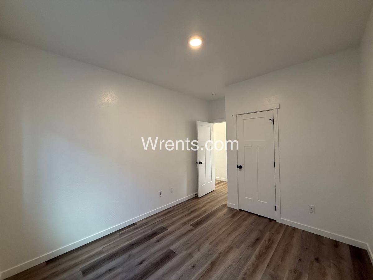 Townhouse for rent at 3710 E Liberty Ave, Spokane, WA 99217