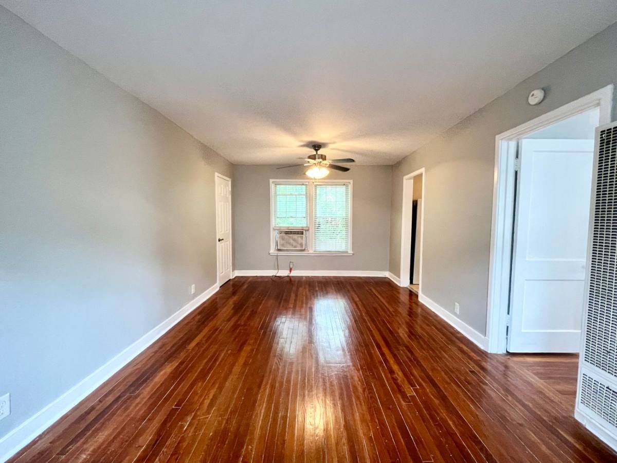 Apartment for rent at 2068 Jefferson Ave, Memphis, TN 38104