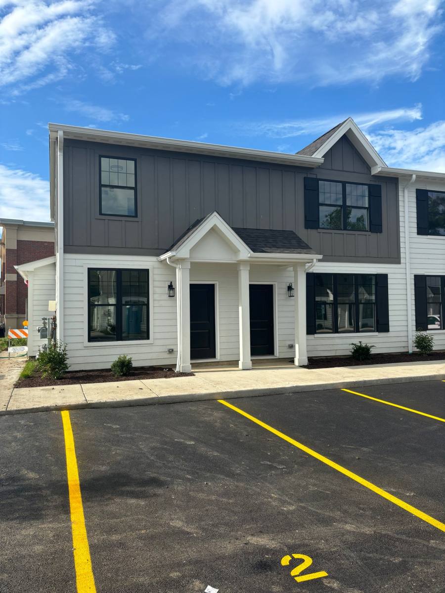 Apartment for rent at 1432 & 1436 Naperville Wheaton Rd, Naperville, IL 60563