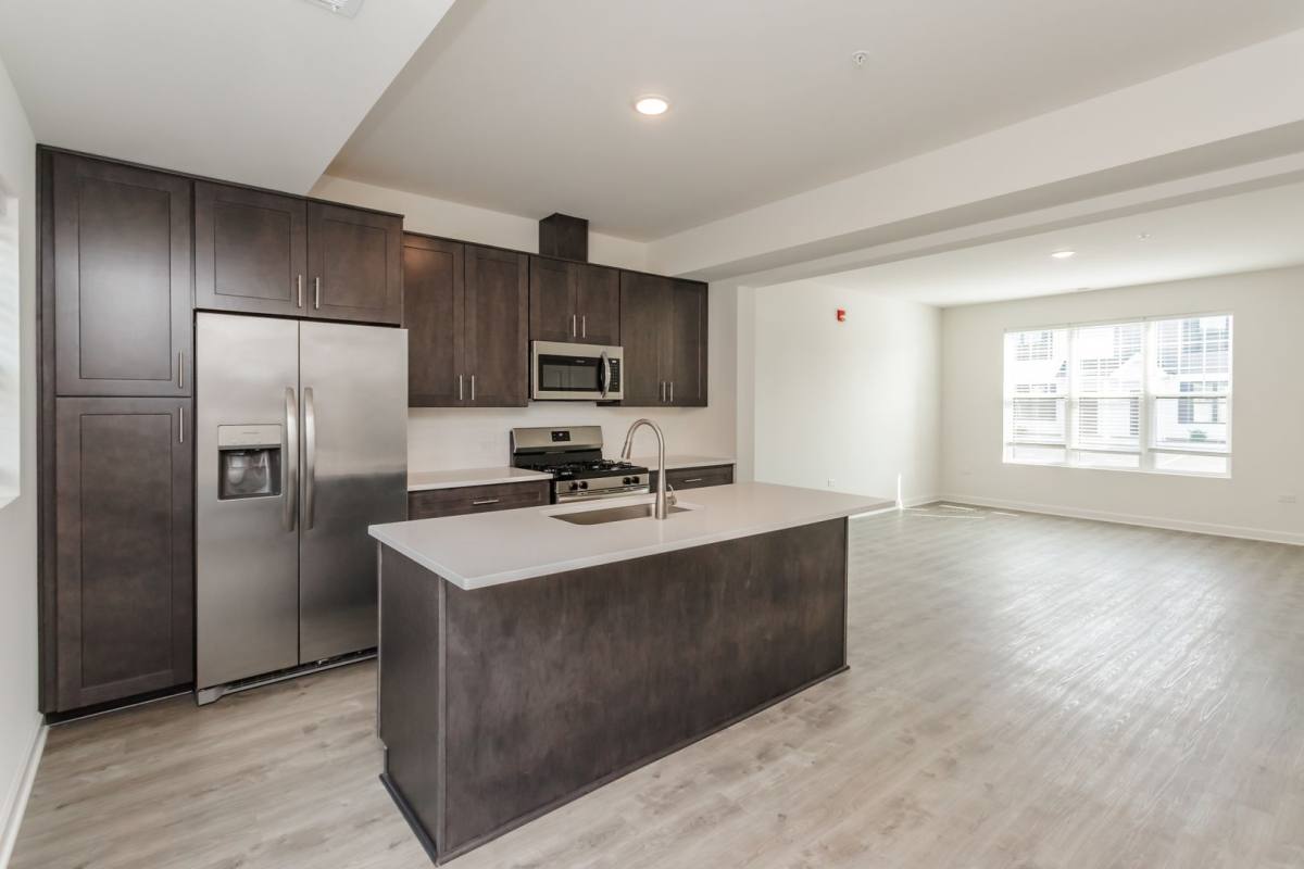 Apartment for rent at 1432 & 1436 Naperville Wheaton Rd, Naperville, IL 60563