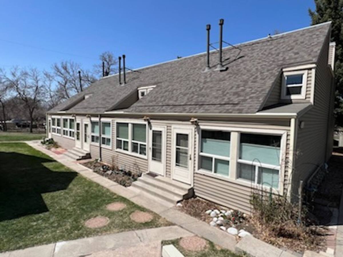 Townhouse for rent at 351 S Estes St, Denver, CO 80226
