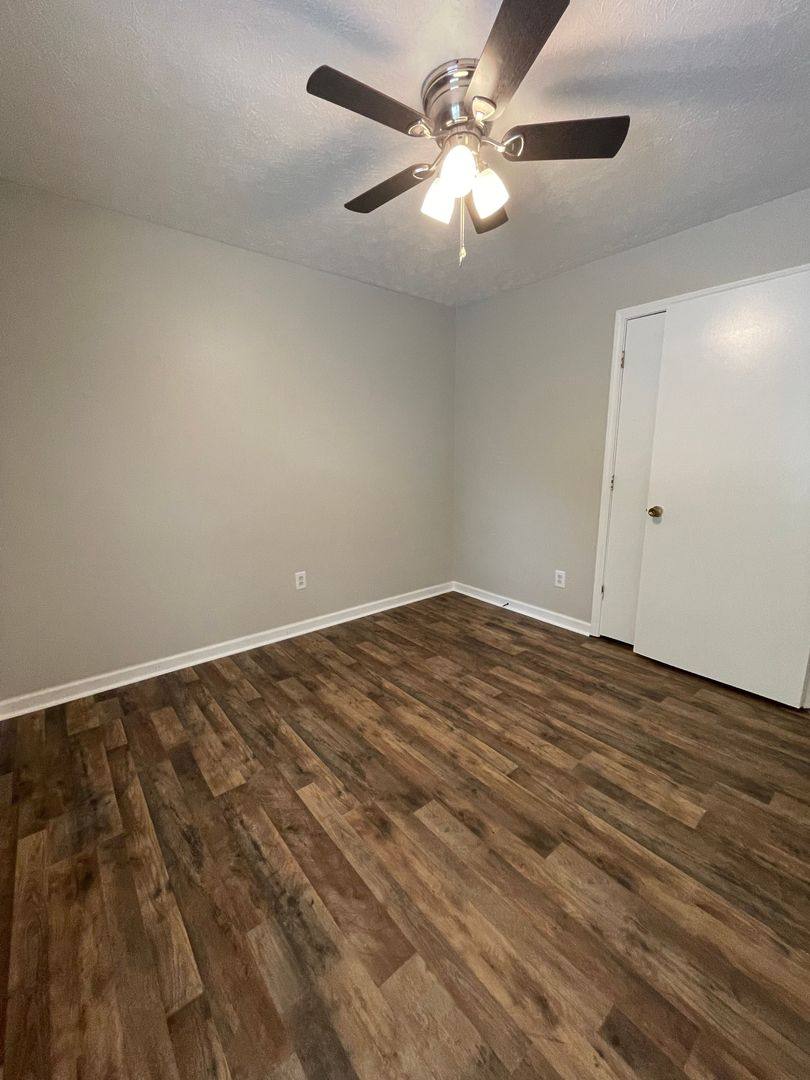Apartment for rent at 109 Oliver St, Ashland City, TN 37015