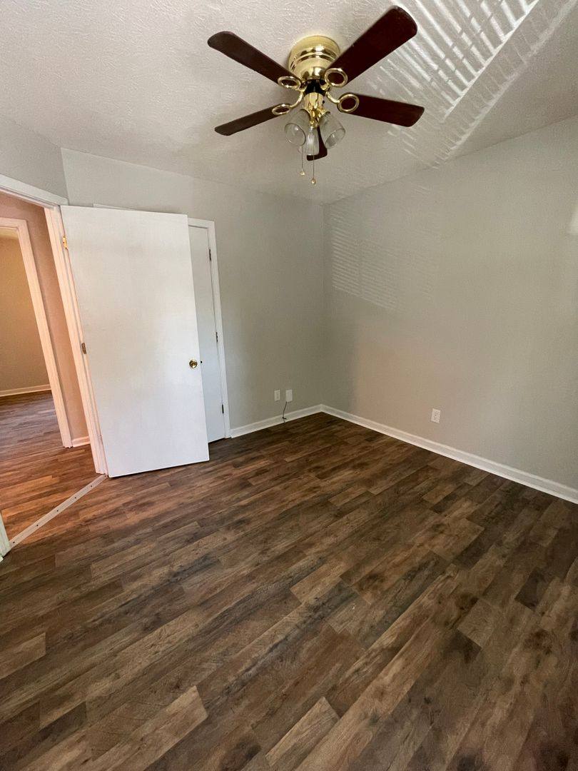 Apartment for rent at 109 Oliver St, Ashland City, TN 37015
