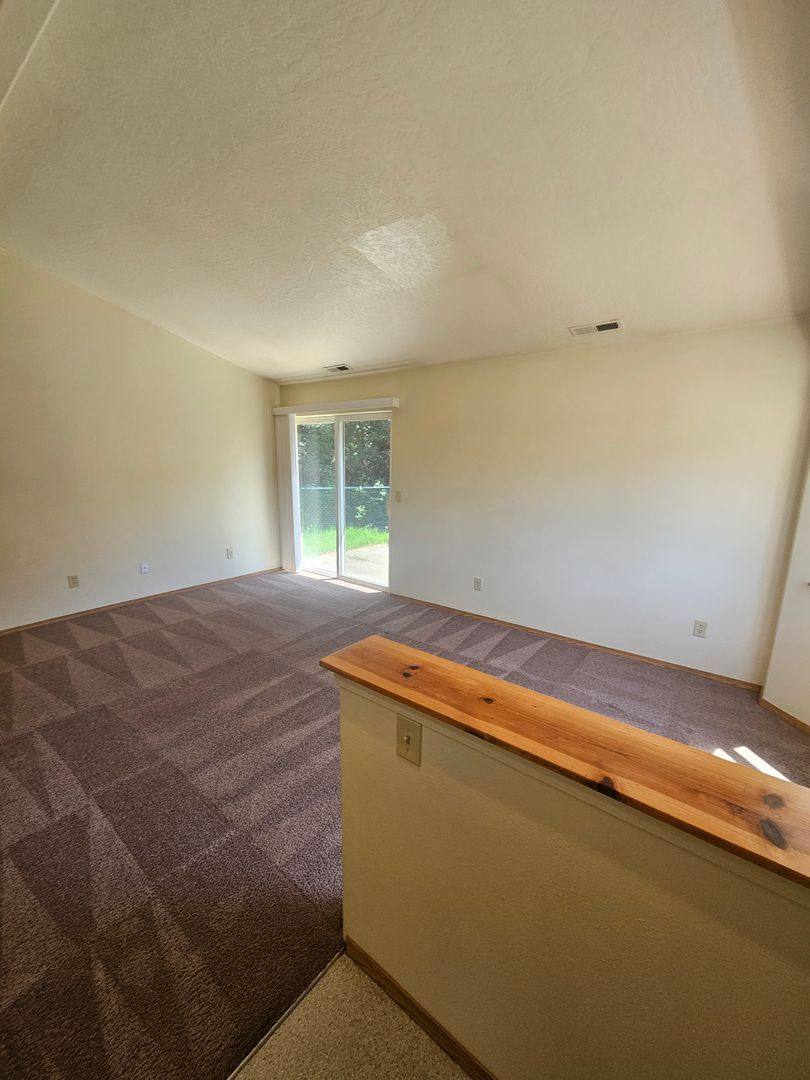 House for rent at 303 Garfield St, Medford, OR 97501