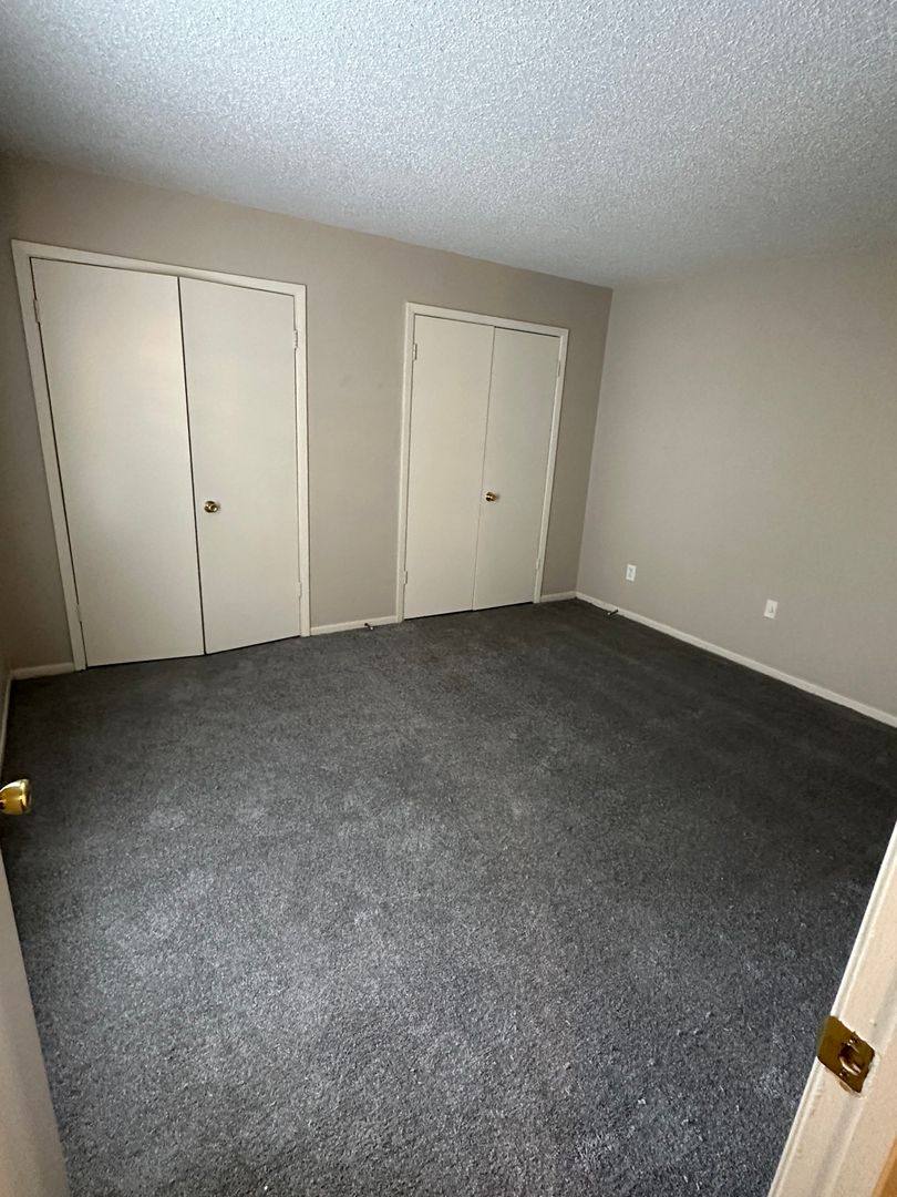 Condo for rent at 6692 Whispering Oak Place, Memphis, TN 38120