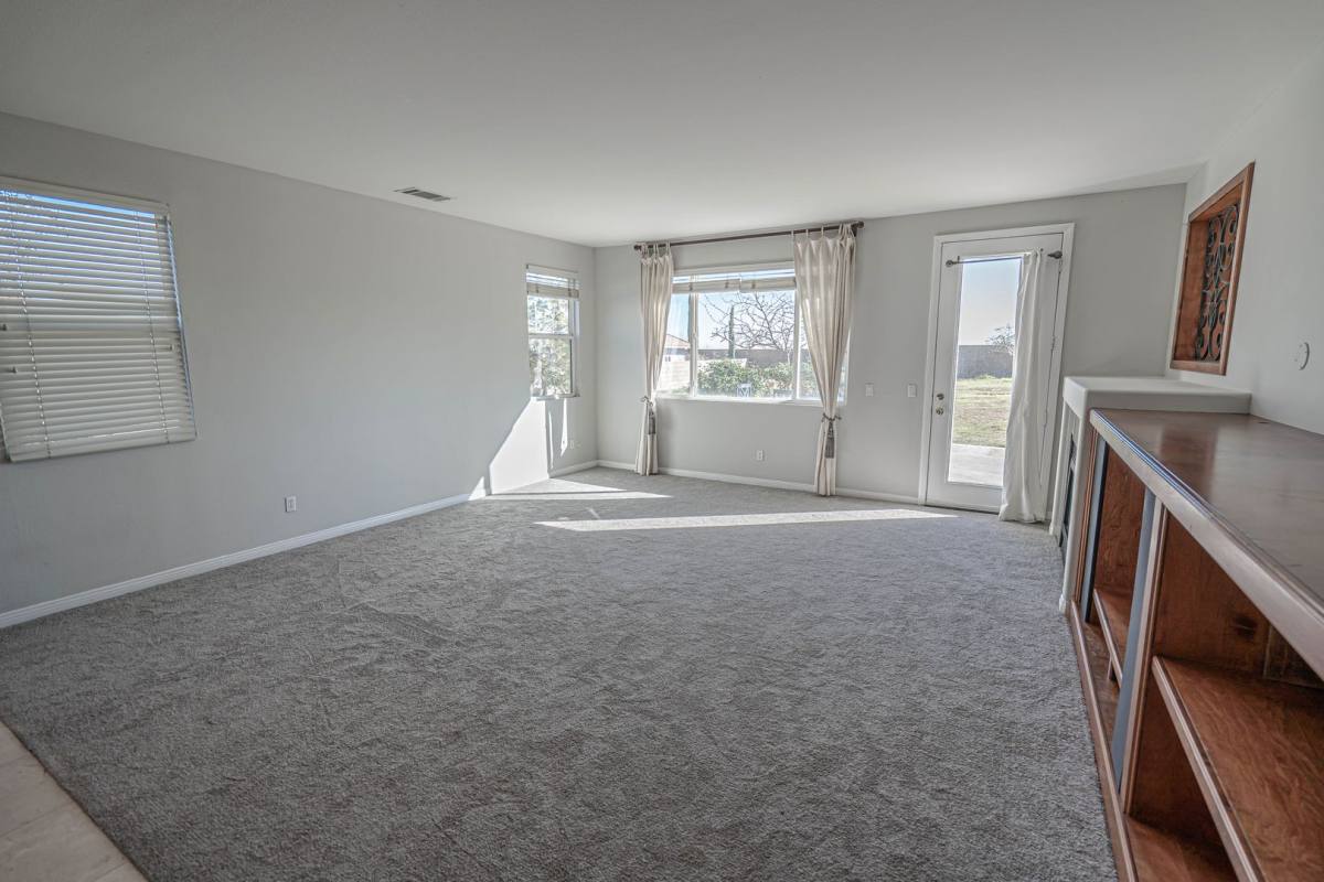 House for rent at 41032 Woodshire Dr, Palmdale, CA 93551
