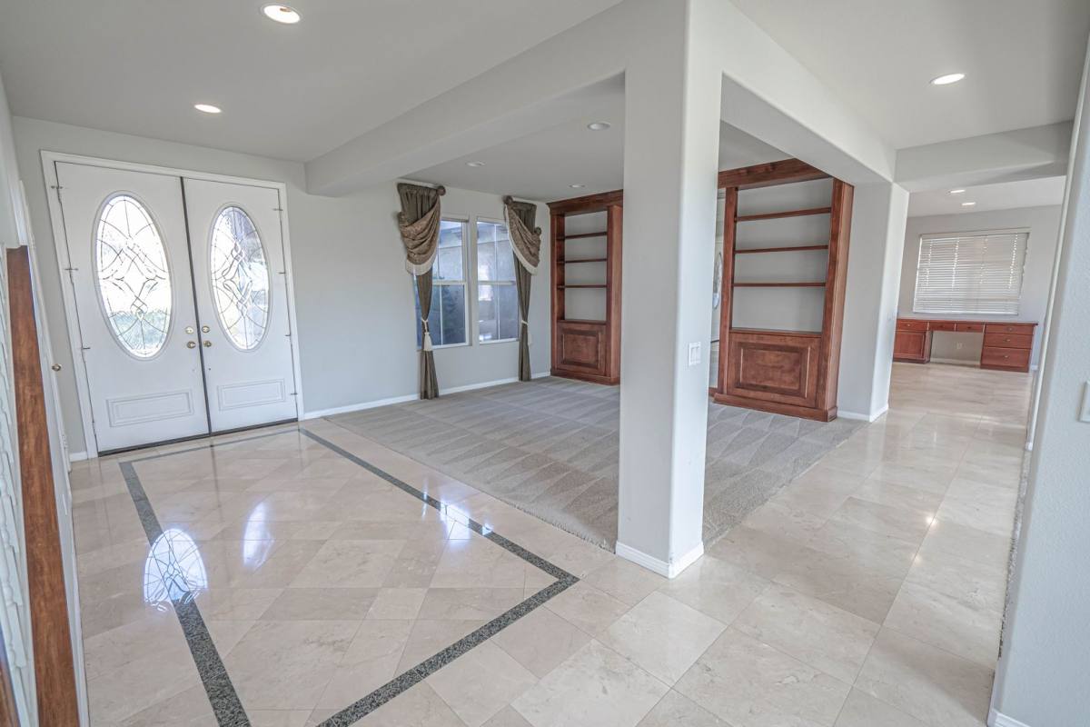 House for rent at 41032 Woodshire Dr, Palmdale, CA 93551
