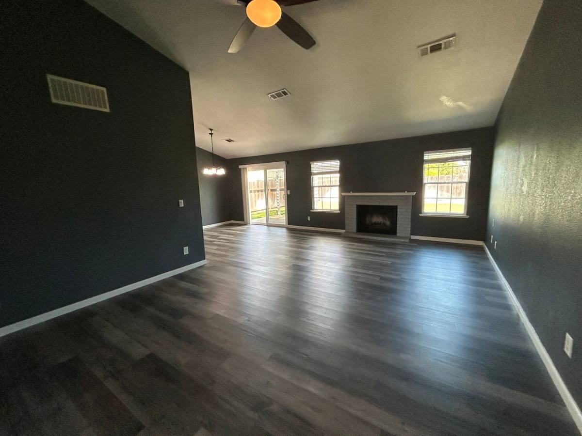 House for rent at 3086 Beverly Court, Merced, CA 95340