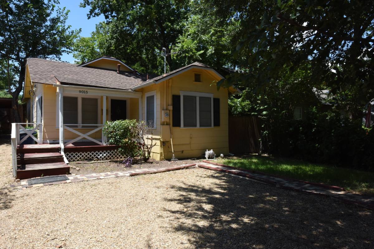 9015 San Leandro Dr, Dallas, TX 75218 - House for Rent