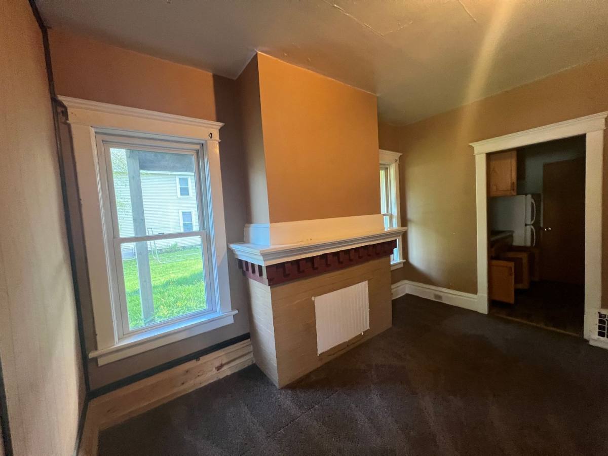 Apartment for rent at 707 Franklin Ave, Wausau, WI 54403