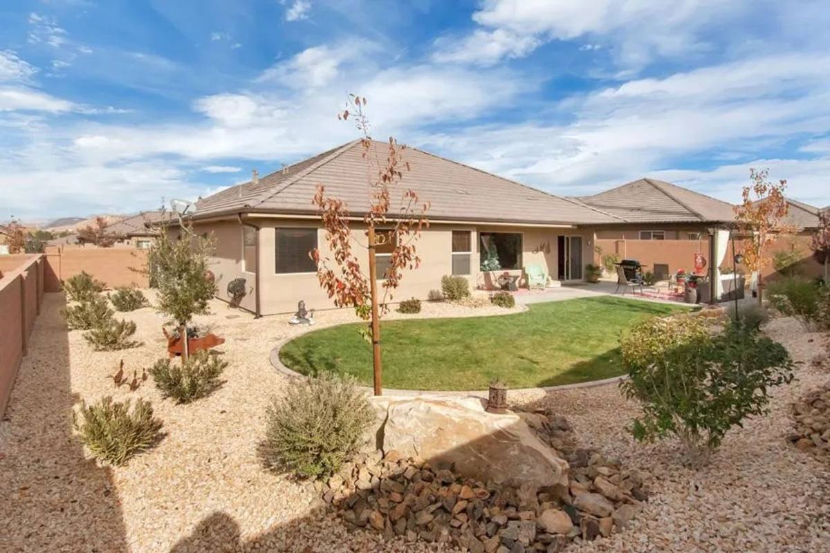 House for rent at 1009 W 4100 S, Saint George, UT 84790