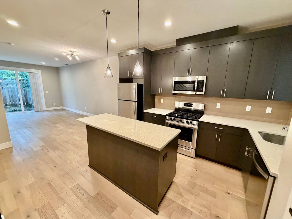 Apartment for rent at 3572-3588 NE Garfield Ave, Portland, OR 97212