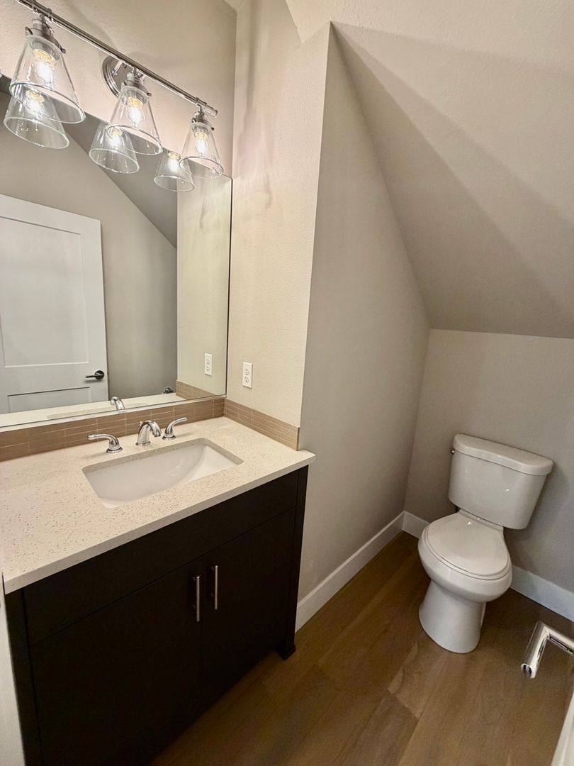 Apartment for rent at 3572-3588 NE Garfield Ave, Portland, OR 97212