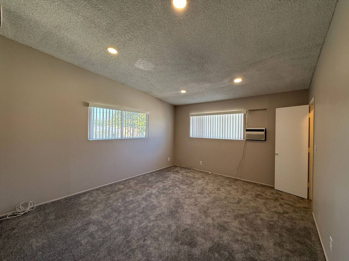 Apartment for rent at 1026 Grover Ave, Glendale, CA 91201