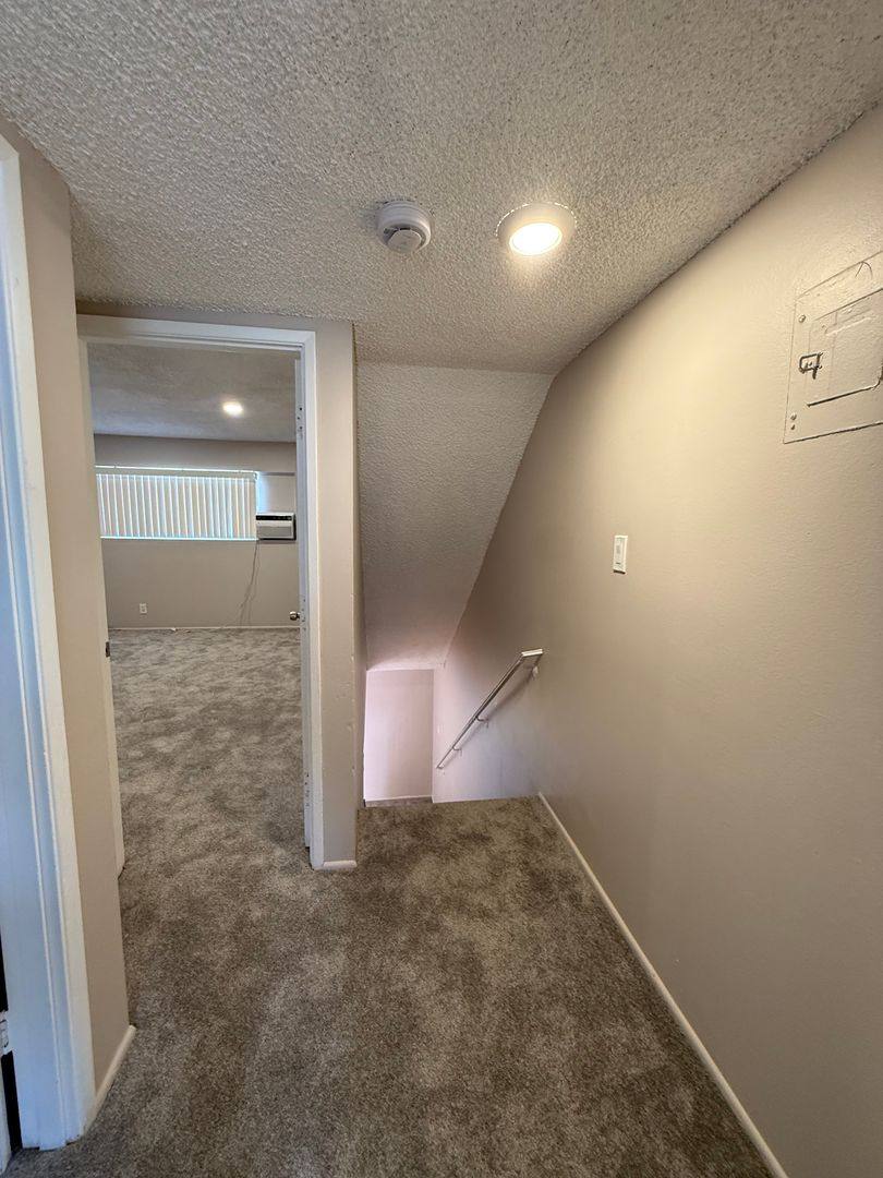 Apartment for rent at 1026 Grover Ave, Glendale, CA 91201