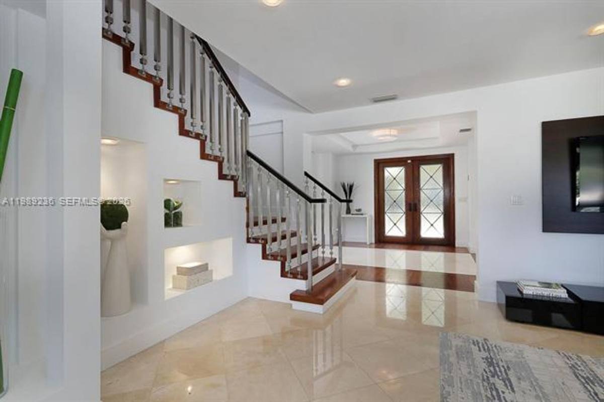 House for rent at 3425 Alhambra Circle, Miami, FL 33134