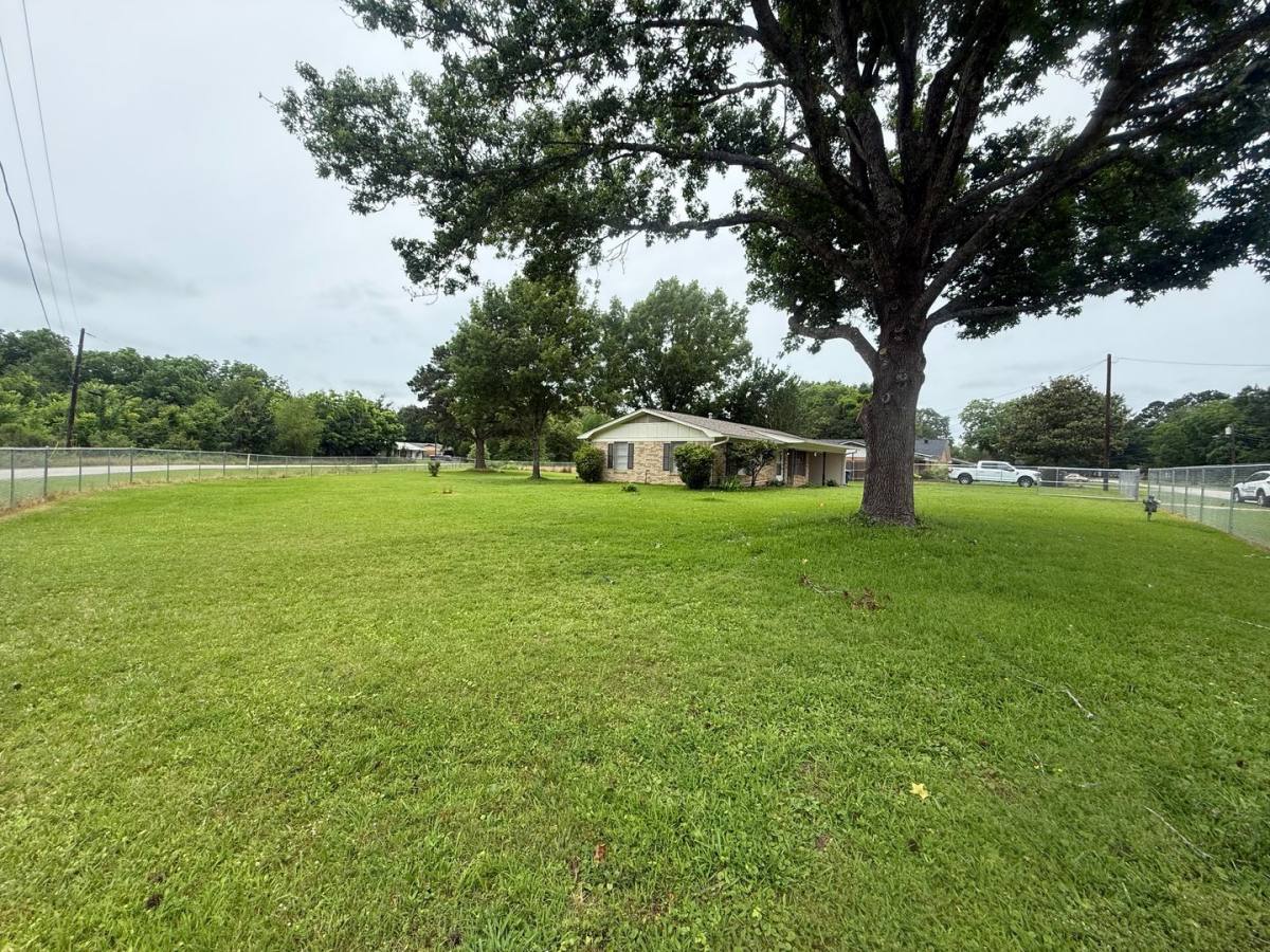 House for rent at 403 Polly St, Bullard, TX 75757
