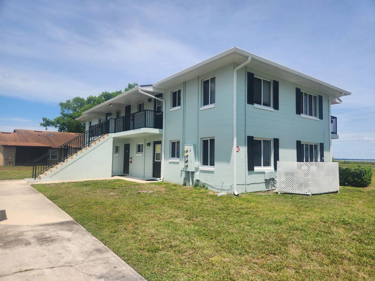 Apartment for rent at 2401 Lakeshore Blvd, Saint Cloud, FL 34769