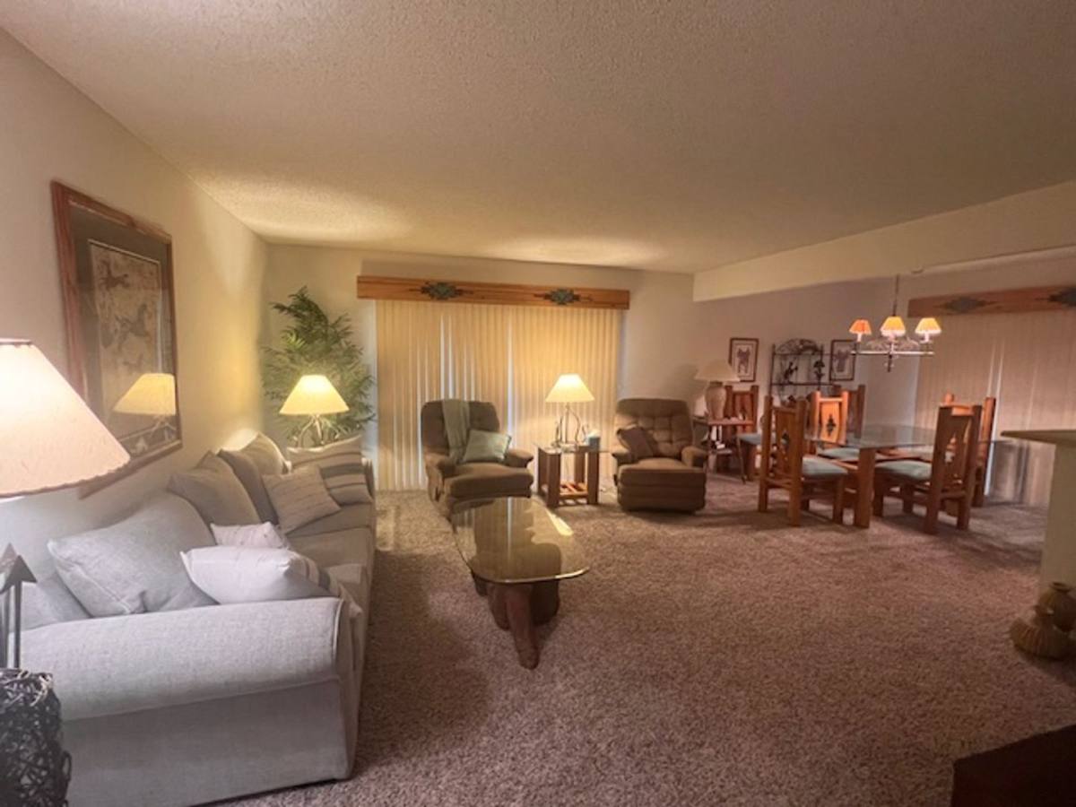 House for rent at 25246 S Glenburn Dr, Chandler, AZ 85248
