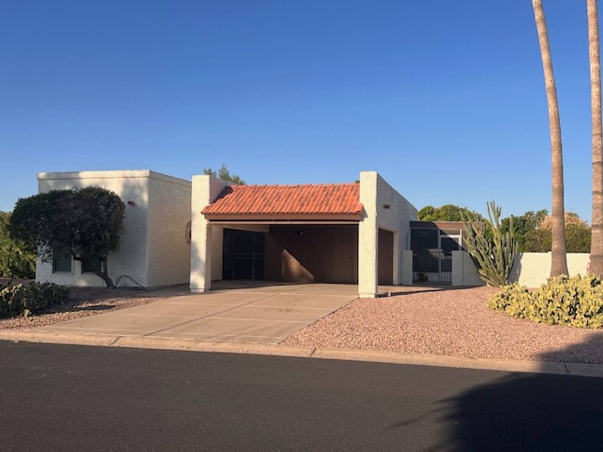 House for rent at 25246 S Glenburn Dr, Chandler, AZ 85248