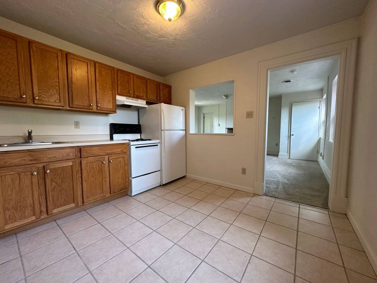 Apartment for rent at 521 Isabella St, Oakmont, PA 15139