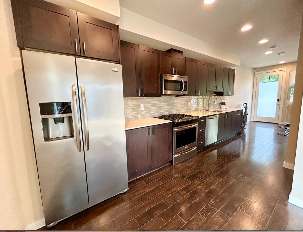 Townhouse for rent at 3629 Courtland Place S, Seattle, WA 98144