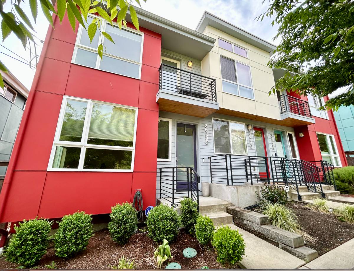Townhouse for rent at 3629 Courtland Place S, Seattle, WA 98144
