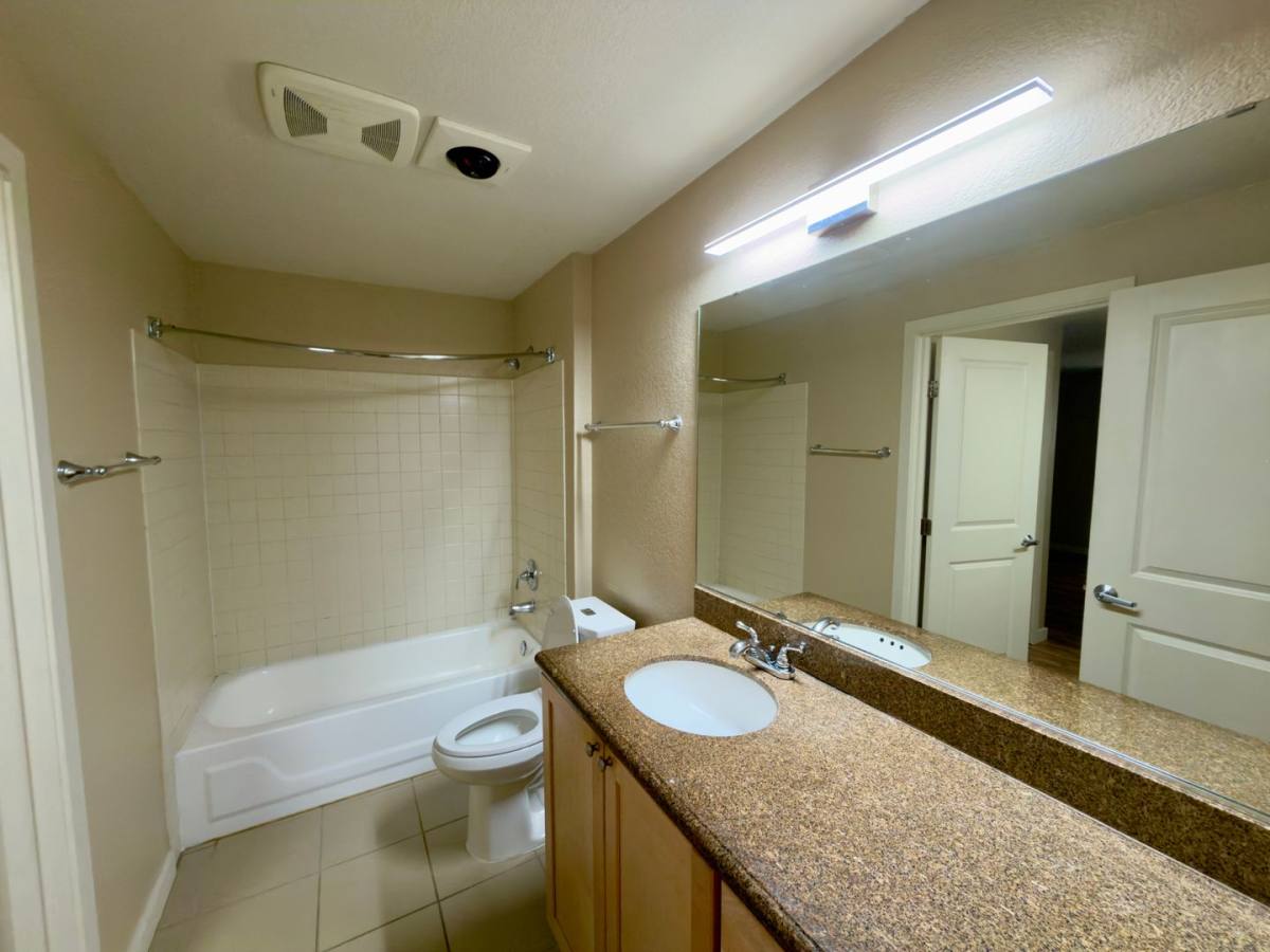 Condo for rent at 1311 12th Ave S, Seattle, WA 98144