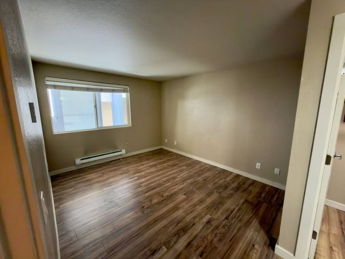 Condo for rent at 1311 12th Ave S, Seattle, WA 98144