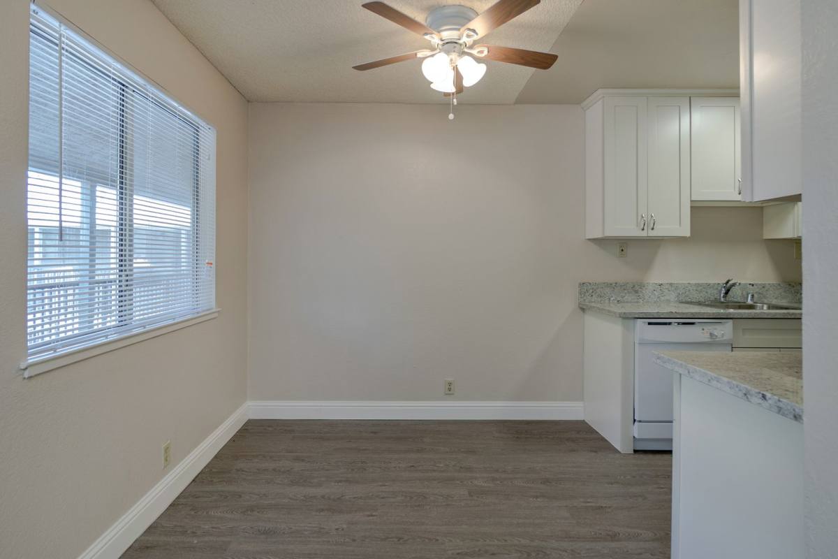 Apartment for rent at 3259 Marshall Way, Sacramento, CA 95817