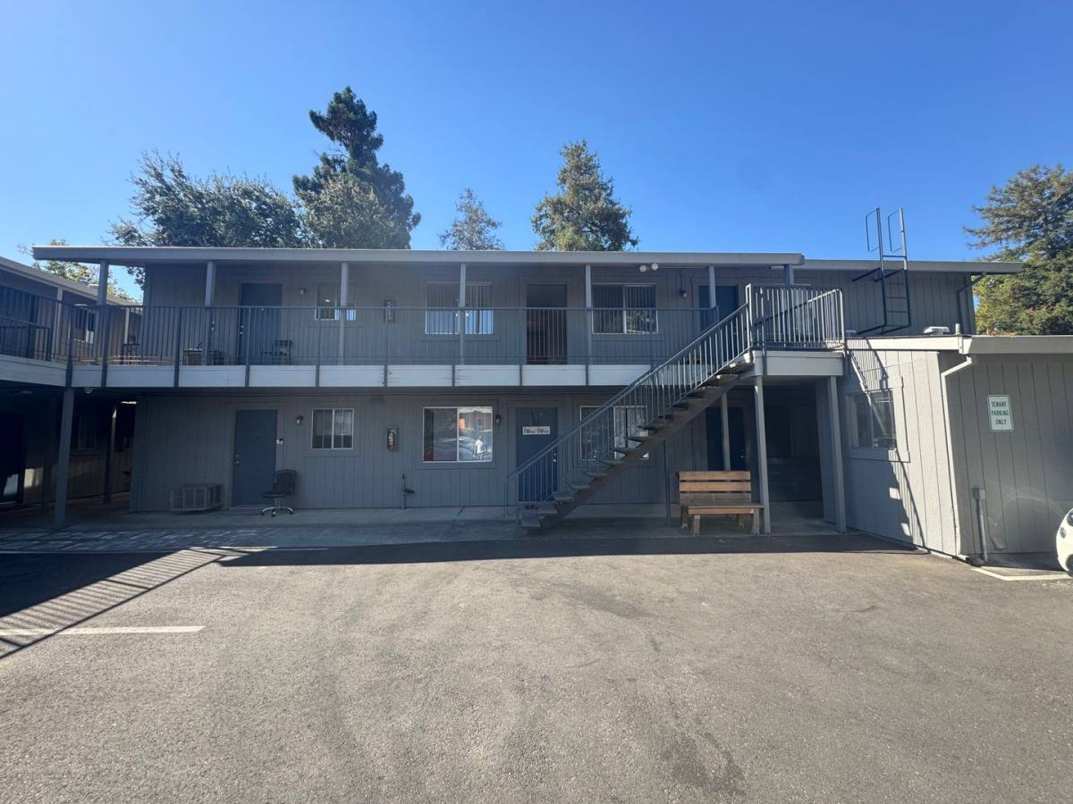 Apartment for rent at 3259 Marshall Way, Sacramento, CA 95817