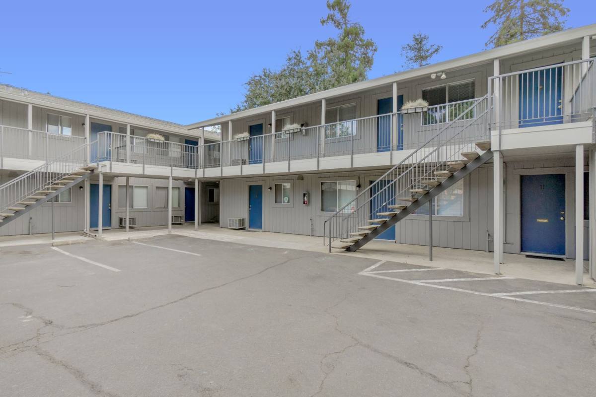 Apartment for rent at 3259 Marshall Way, Sacramento, CA 95817