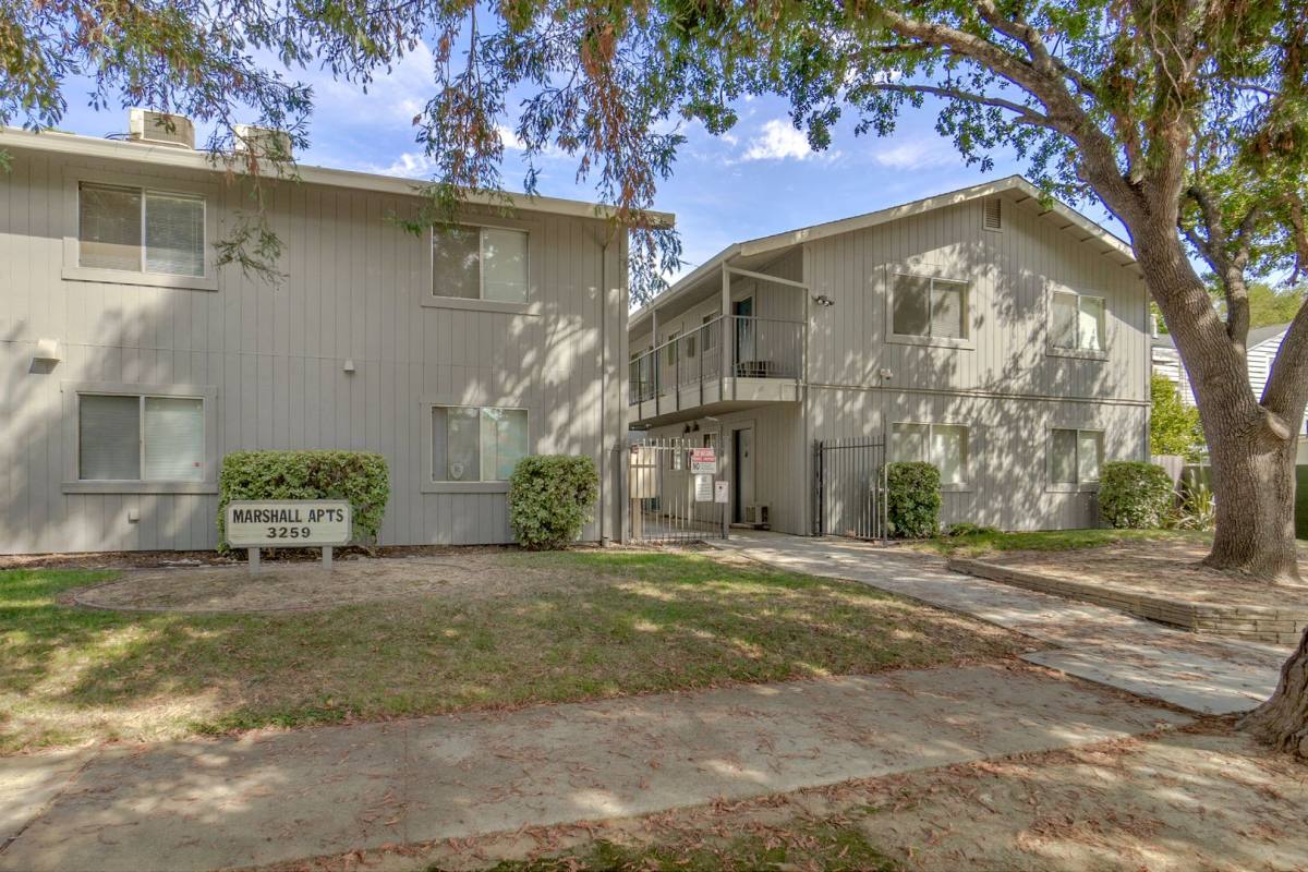 Apartment for rent at 3259 Marshall Way, Sacramento, CA 95817