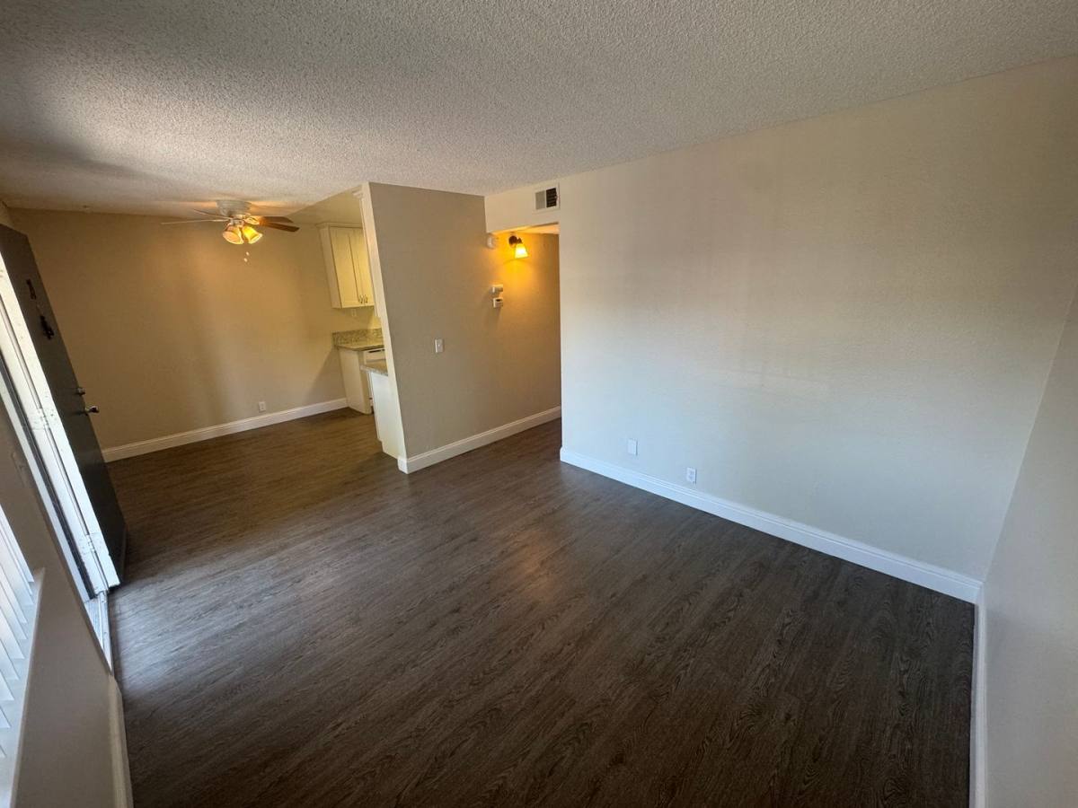Apartment for rent at 3259 Marshall Way, Sacramento, CA 95817