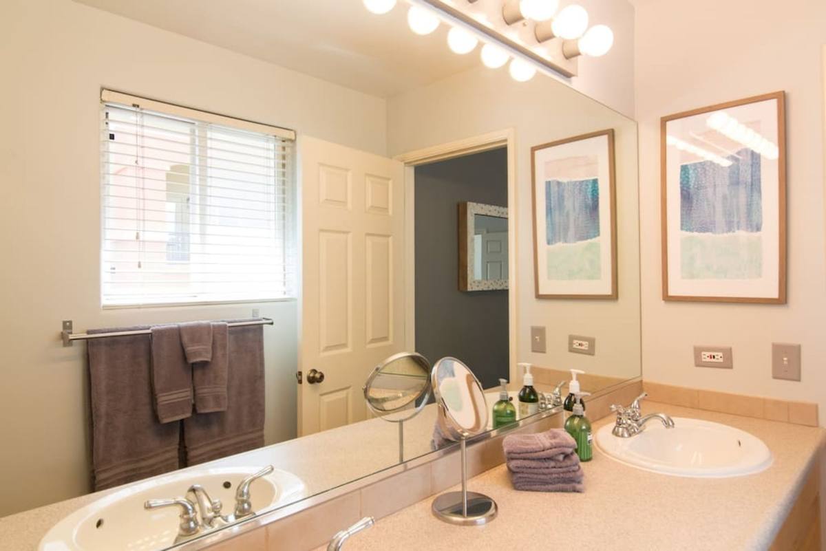 Apartment for rent at 1705 Logan Ave #B, San Diego, CA 92113