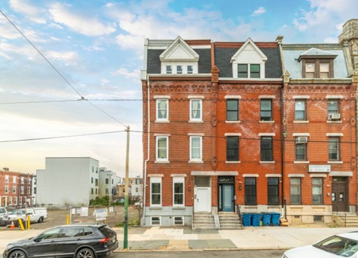 Apartment for rent at 1514 W Girard Ave, Philadelphia, PA 19130