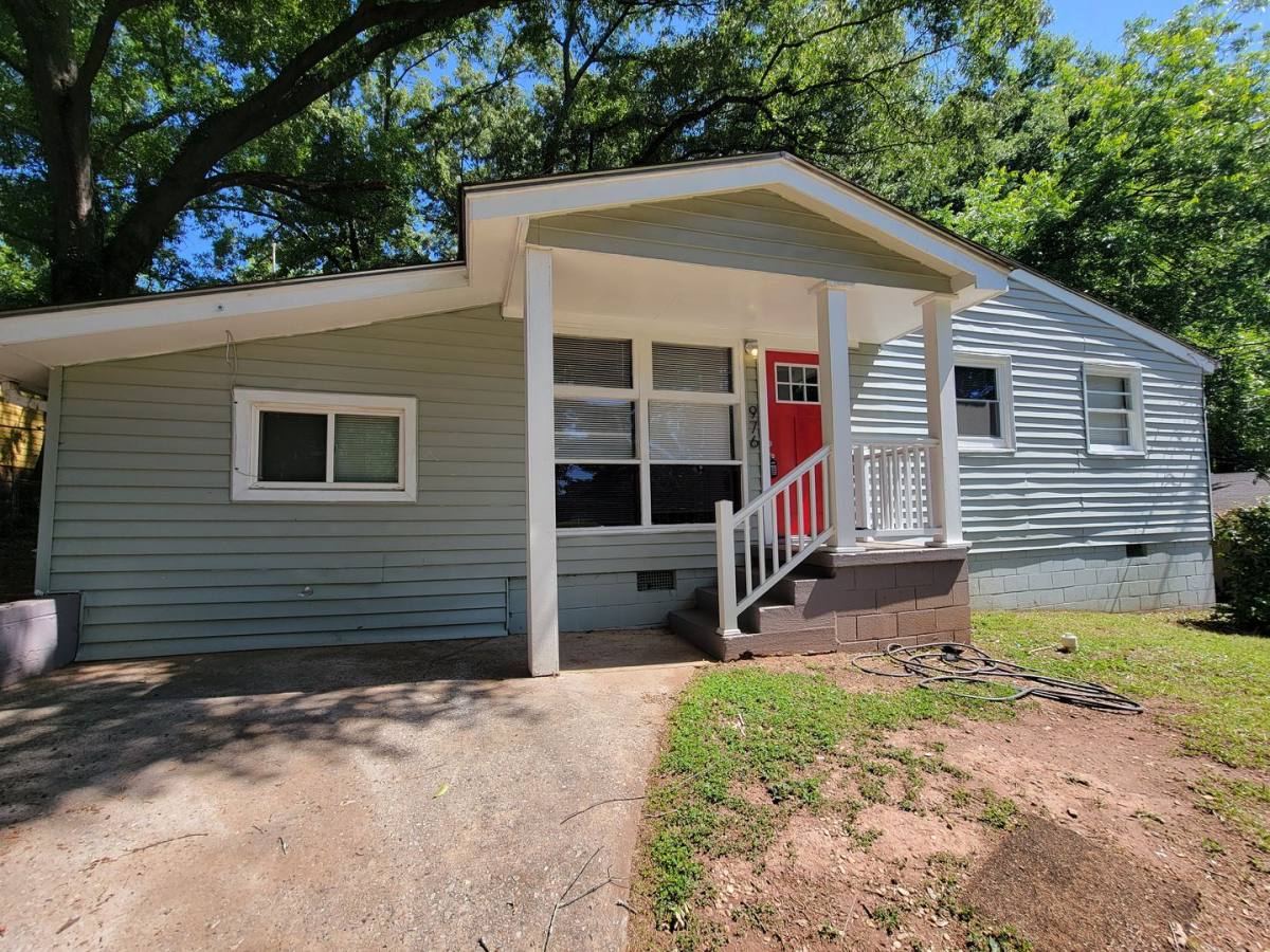 House for rent at 976 McKay Dr SE, Atlanta, GA 30315