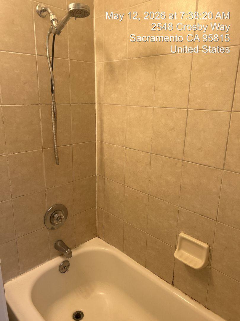 Apartment for rent at 2540-2548 Crosby Way, Sacramento, CA 95815