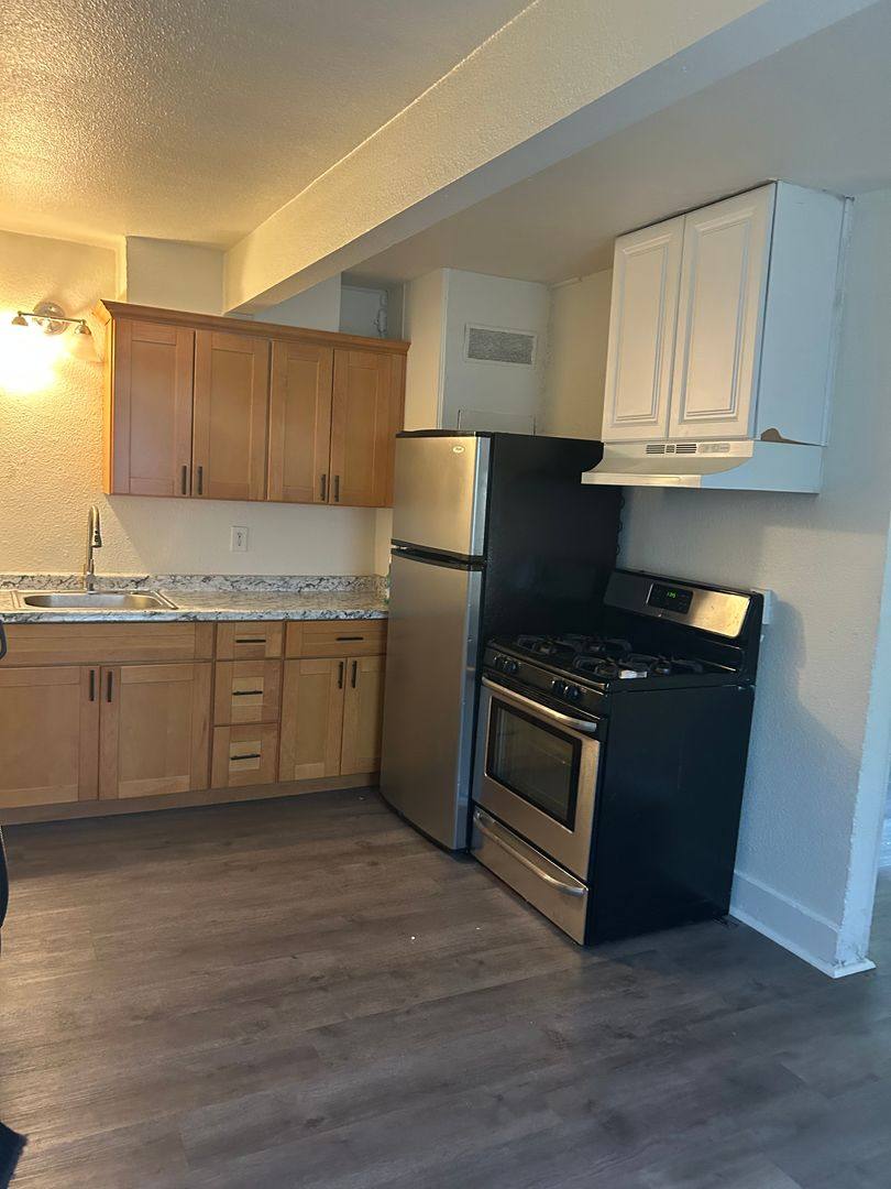Apartment for rent at 2540-2548 Crosby Way, Sacramento, CA 95815