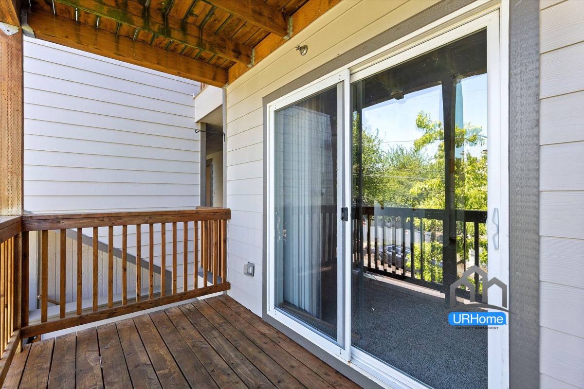 Apartment for rent at 11940 SE Ash St, Portland, OR 97216