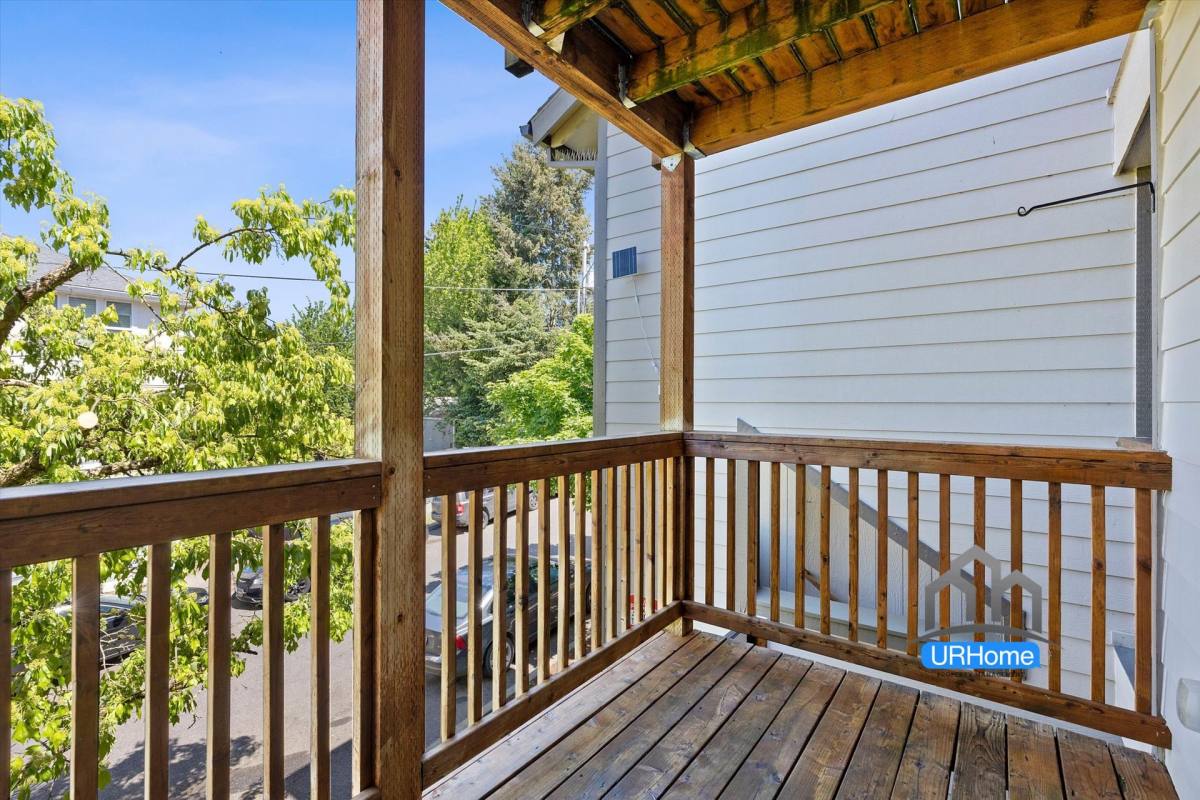Apartment for rent at 11940 SE Ash St, Portland, OR 97216