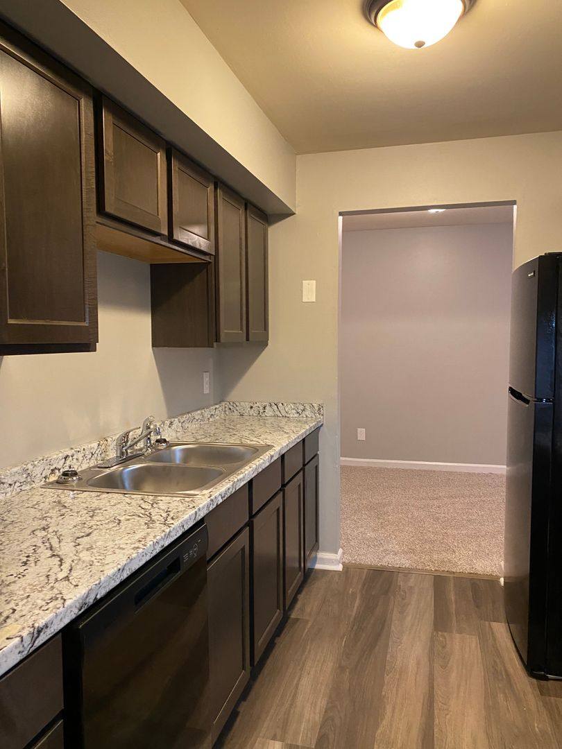 Apartment for rent at 3875 NE Dr, Clarksville, TN 37040