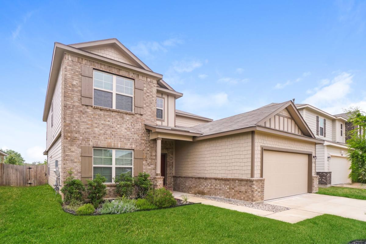 Townhouse for rent at 6752 Tasajillo Spring, San Antonio, TX 78253
