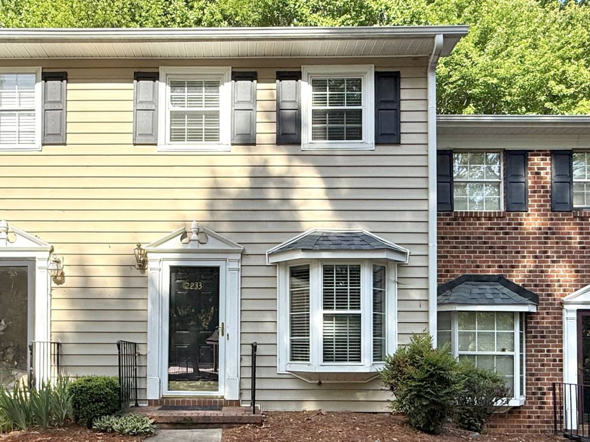 Townhouse for rent at 2233 Stonecutter Dr, Winston Salem, NC 27103