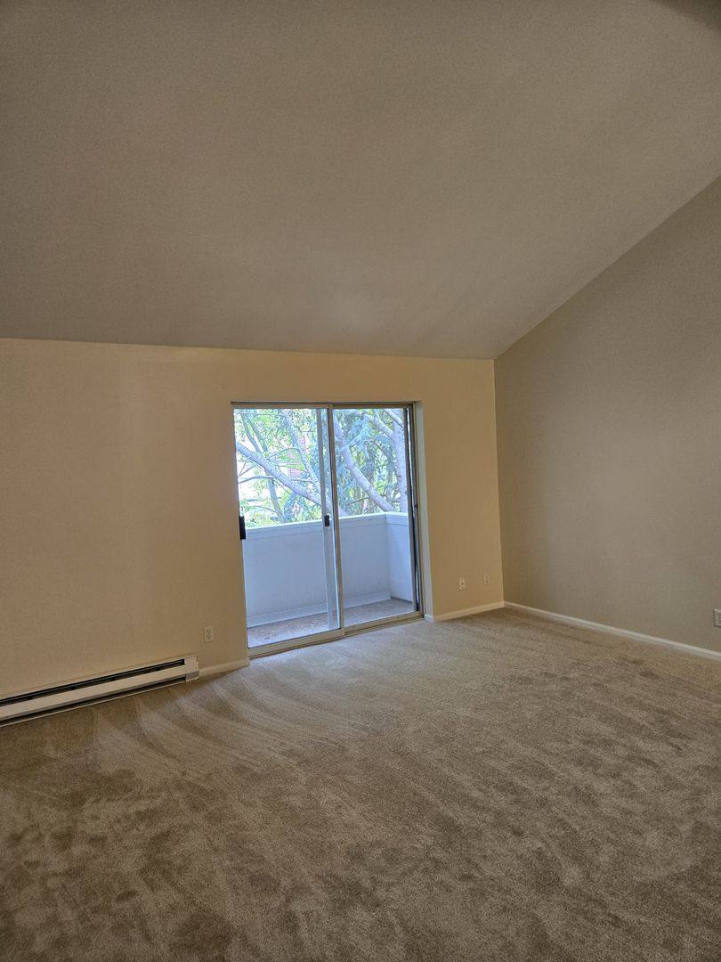 Apartment for rent at 1531 NW 61st St, Seattle, WA 98107