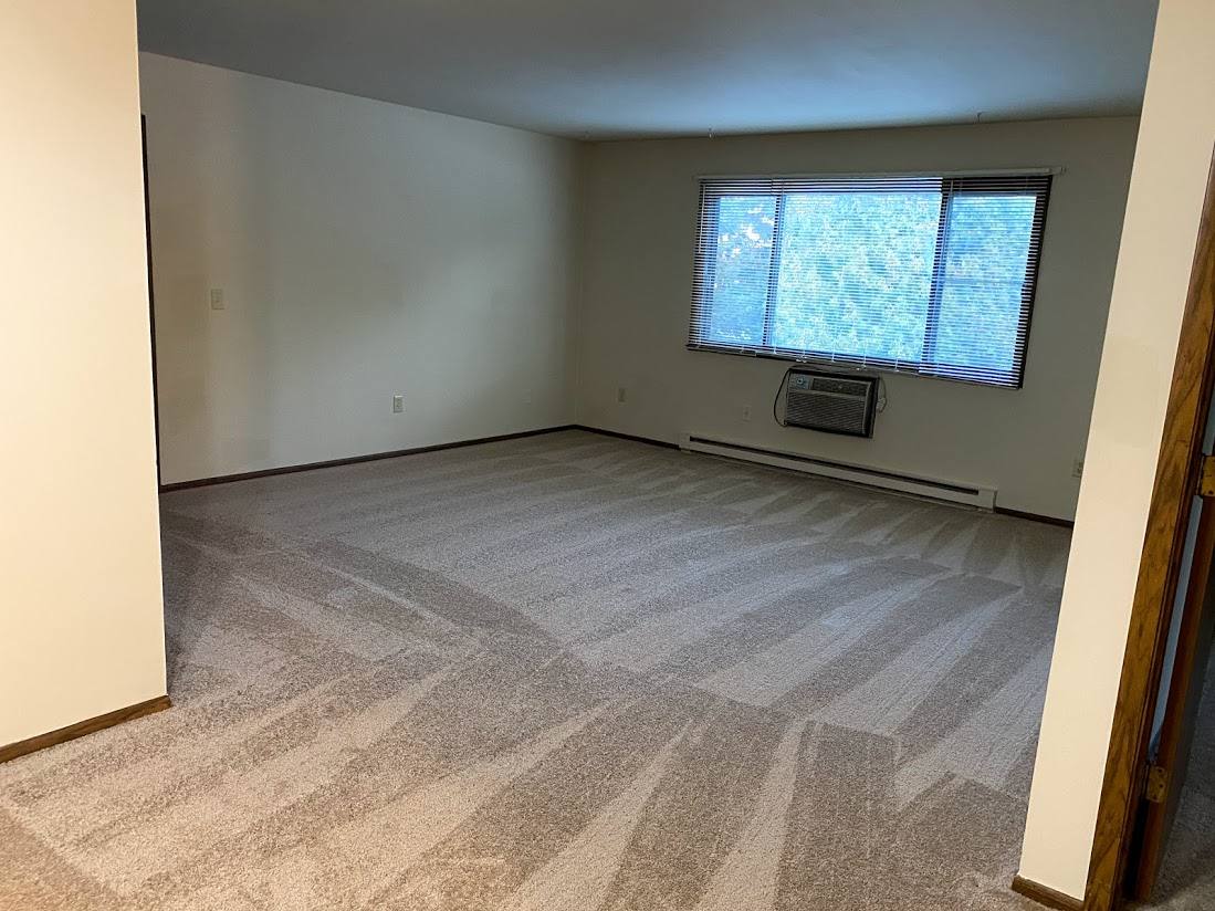 Apartment for rent at 761-763 S River Rd, West Bend, WI 53095